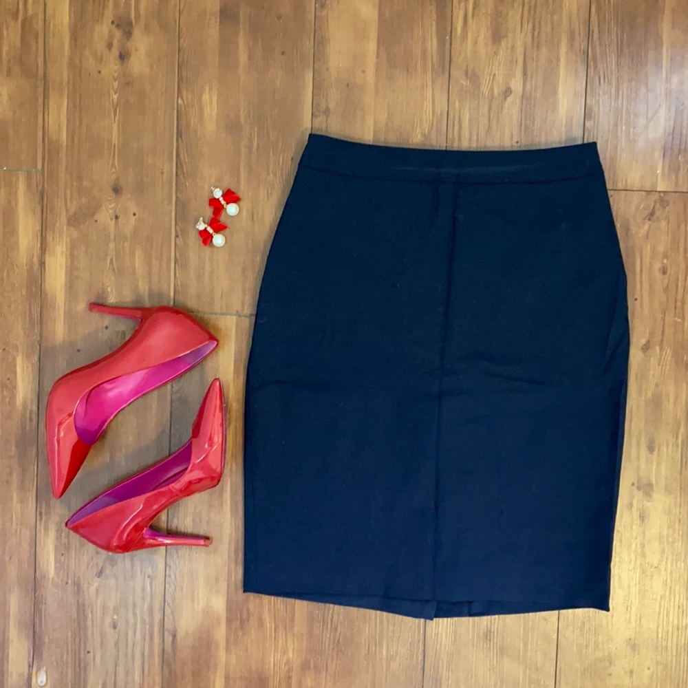 Banana Republic 00P Navy blue pencil skirt